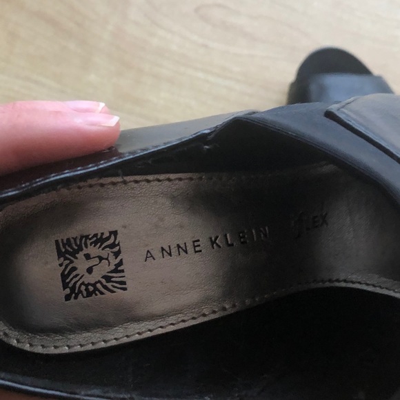 Anne Klein - Picture 2 of 8